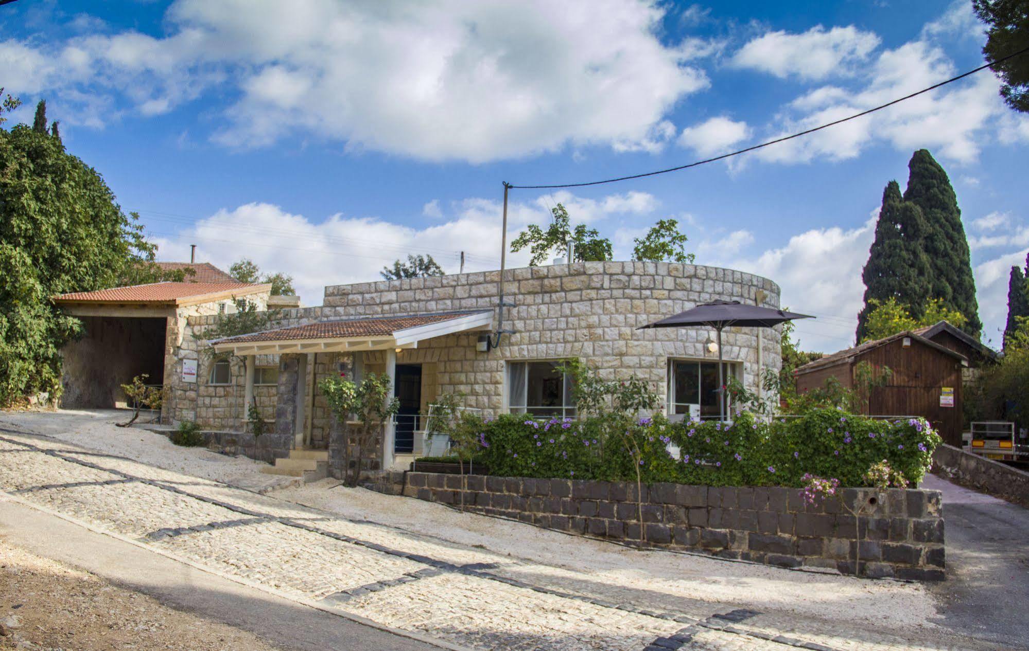 Pina Barosh Bnb Rosh Pinna Exterior photo