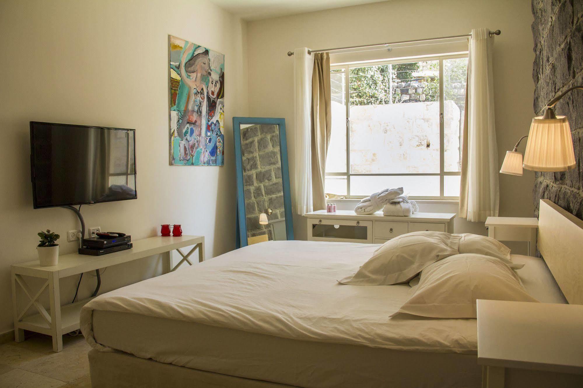 Pina Barosh Bnb Rosh Pinna Exterior photo
