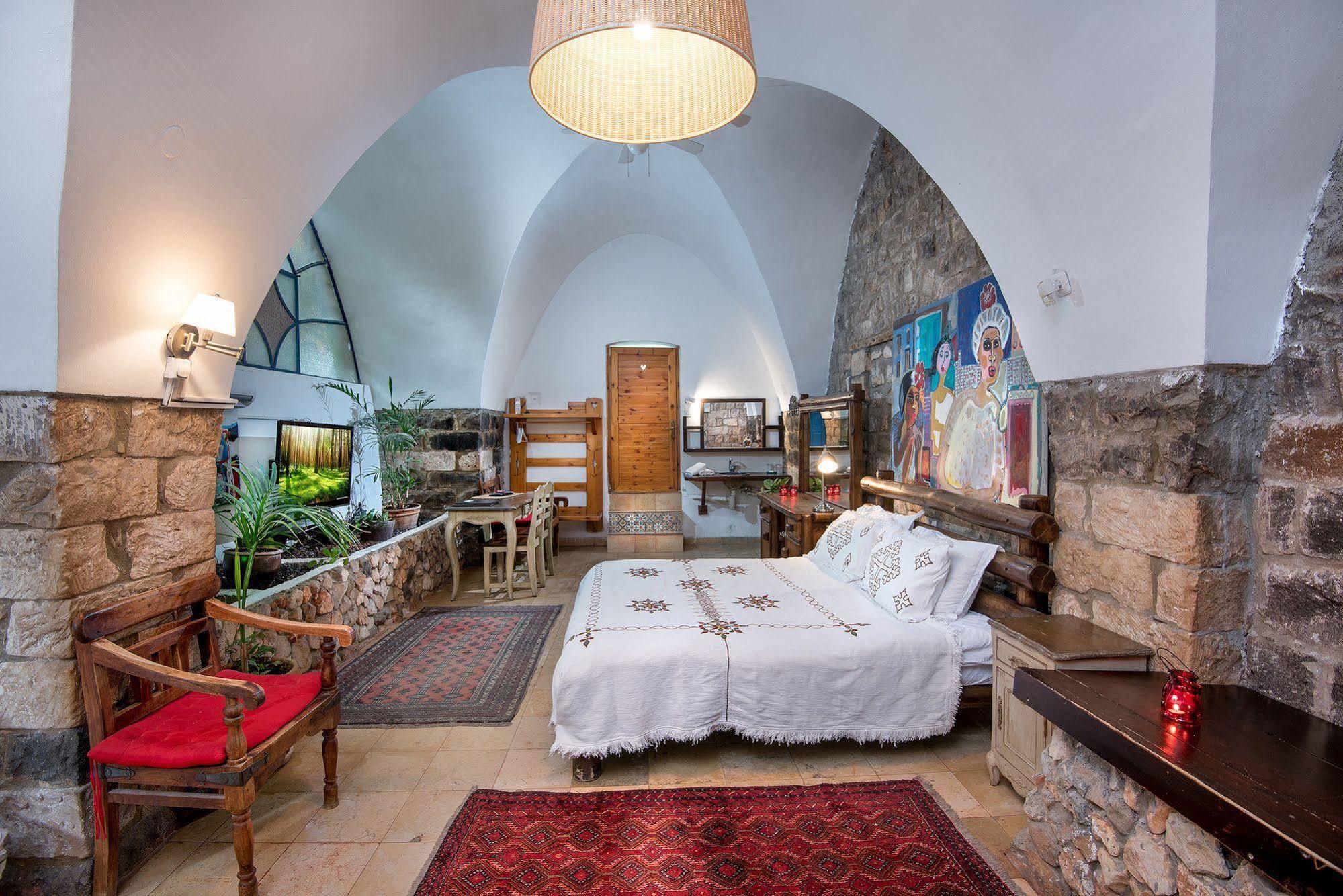 Pina Barosh Bnb Rosh Pinna Exterior photo