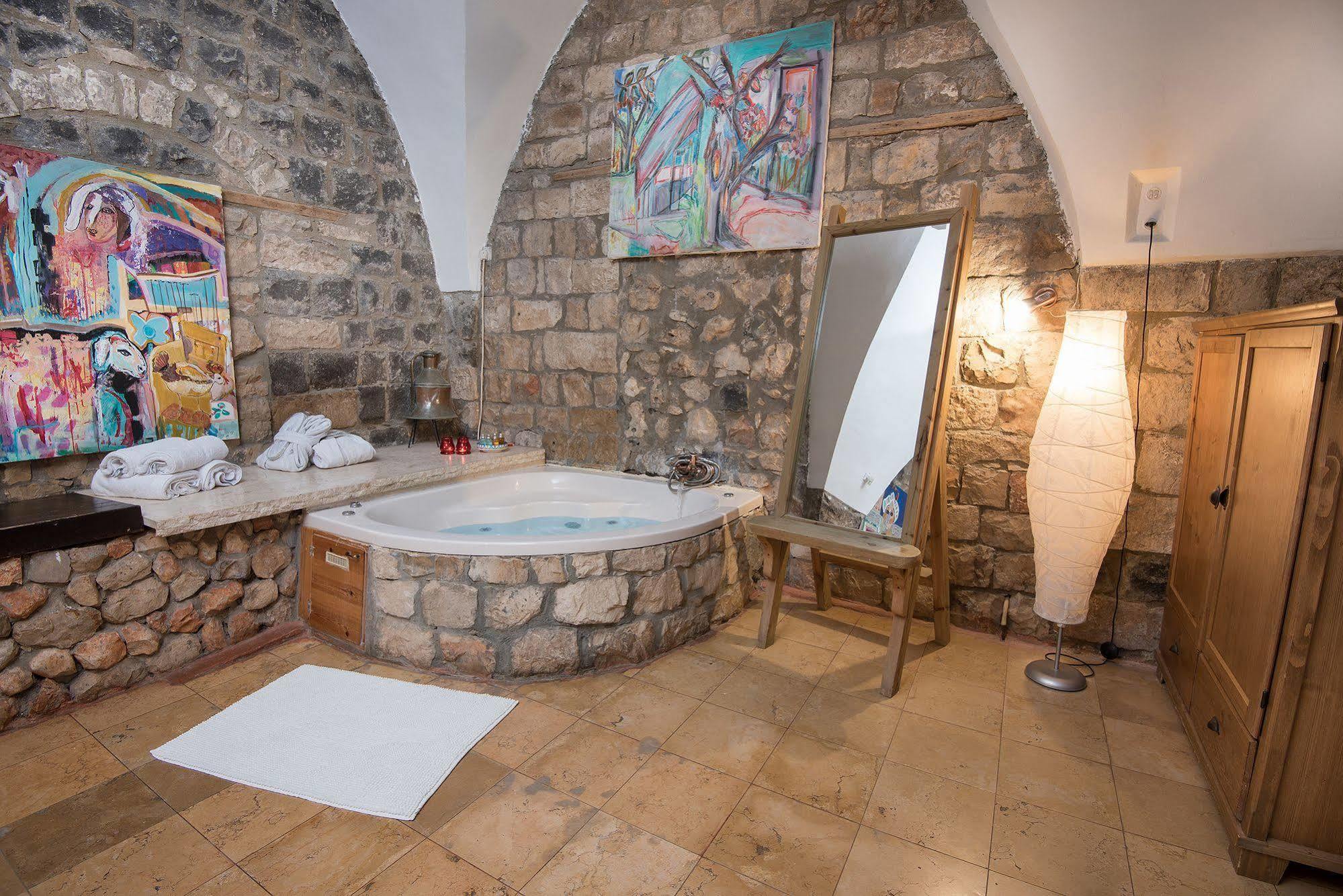 Pina Barosh Bnb Rosh Pinna Exterior photo