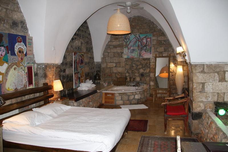 Pina Barosh Bnb Rosh Pinna Exterior photo