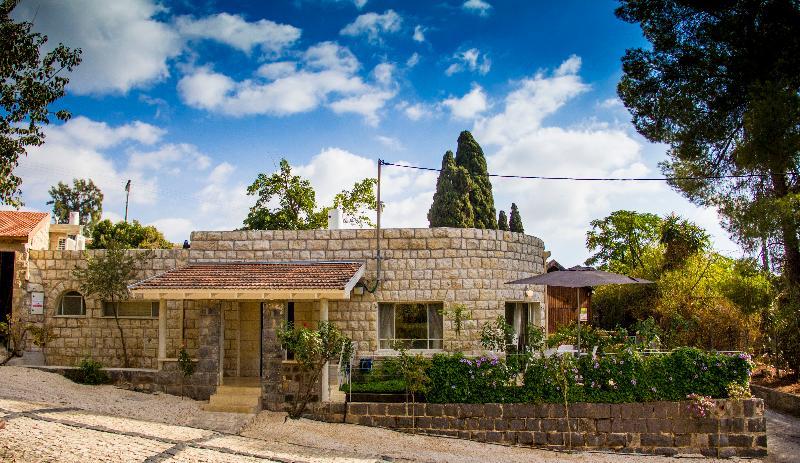 Pina Barosh Bnb Rosh Pinna Exterior photo