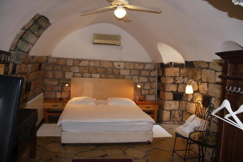 Pina Barosh Bnb Rosh Pinna Exterior photo